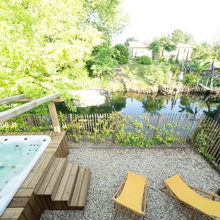 Maisons Pontcanal, 2 Reunies Au Bord Du Canal A Cazaux Holiday home La Teste-de-Buch