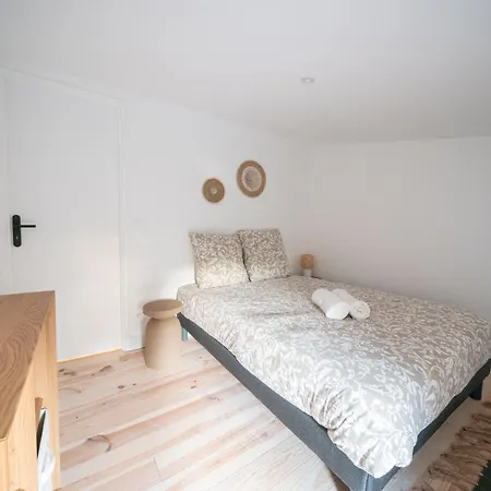 Holiday home Maisons Pontcanal, 2 Reunies Au Bord Du Canal A Cazaux *
