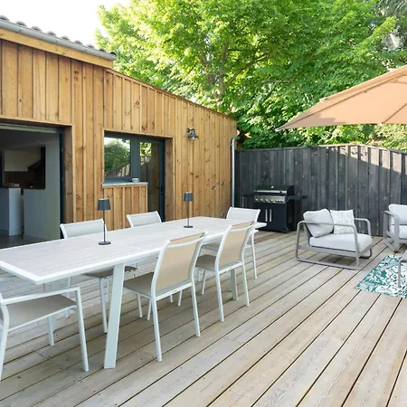 Holiday home Maisons Pontcanal, 2 Reunies Au Bord Du Canal A Cazaux *