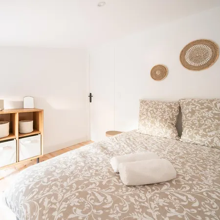 Holiday home Maisons Pontcanal, 2 Reunies Au Bord Du Canal A Cazaux