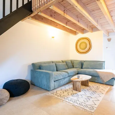Holiday home Maisons Pontcanal, 2 Reunies Au Bord Du Canal A Cazaux