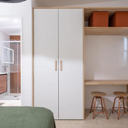 Holiday home Maisons Pontcanal, 2 Reunies Au Bord Du Canal A Cazaux