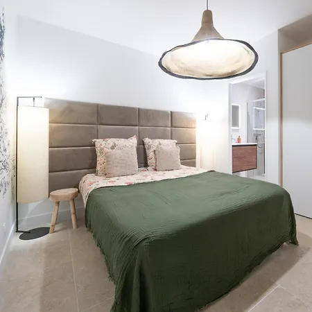 Holiday home Maisons Pontcanal, 2 Reunies Au Bord Du Canal A Cazaux